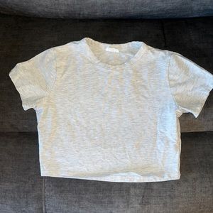 Cotton on grey cropped tee. size medium.